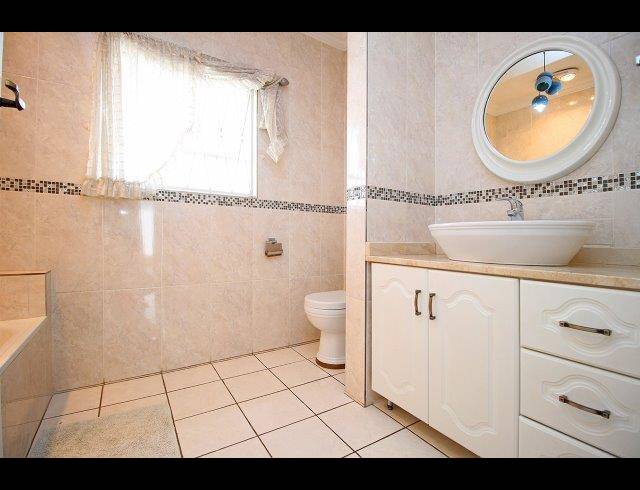 5 BEDROOM HOUSE FOR SALE IN BRUMA